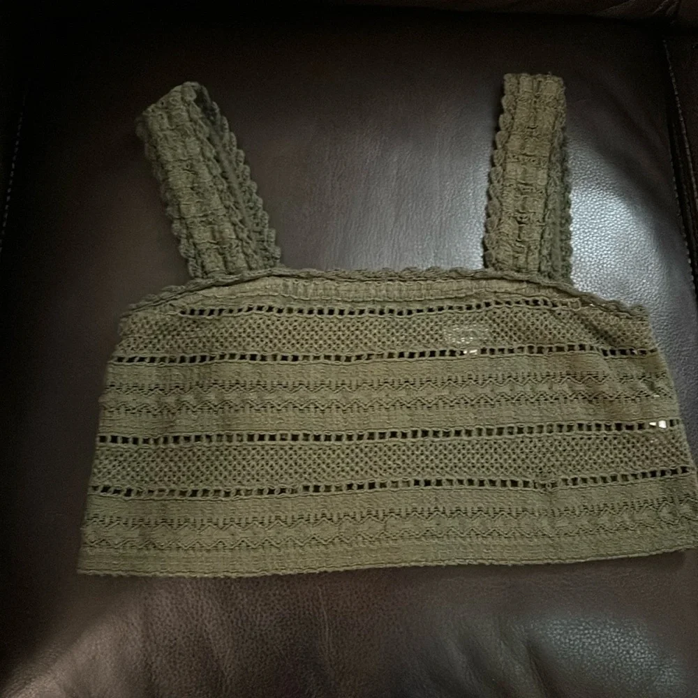 NWOT Aerie Crochet Crop Tank green - Picture 3 of 5